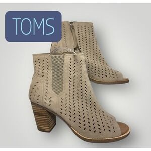 TOMS Beige‎ Suede Perforated Peep Toe Heeled Booties Size 7 Stacked Block Heel